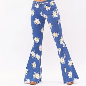 Saints & Hearts Daisy Flare Bellbottoms Jeans Size M Blue Daisies Hippie